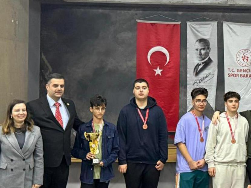 GÜNEBAKAN İZMİR ŞAMPİYONU OLDU