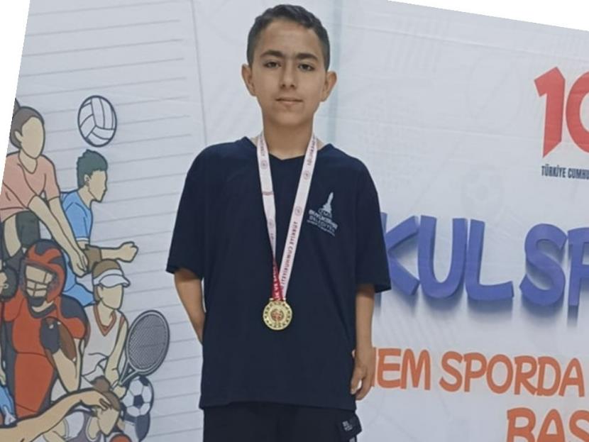 BERAT TÜRKİYE ŞAMPİYONU