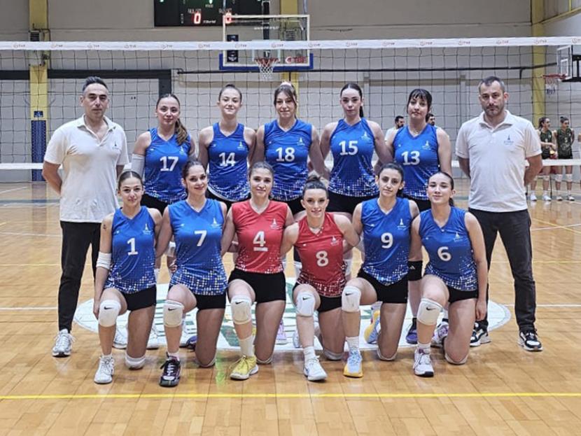 GELİŞİM KOLEJİ: 3 - İZMİR BBSK: 0