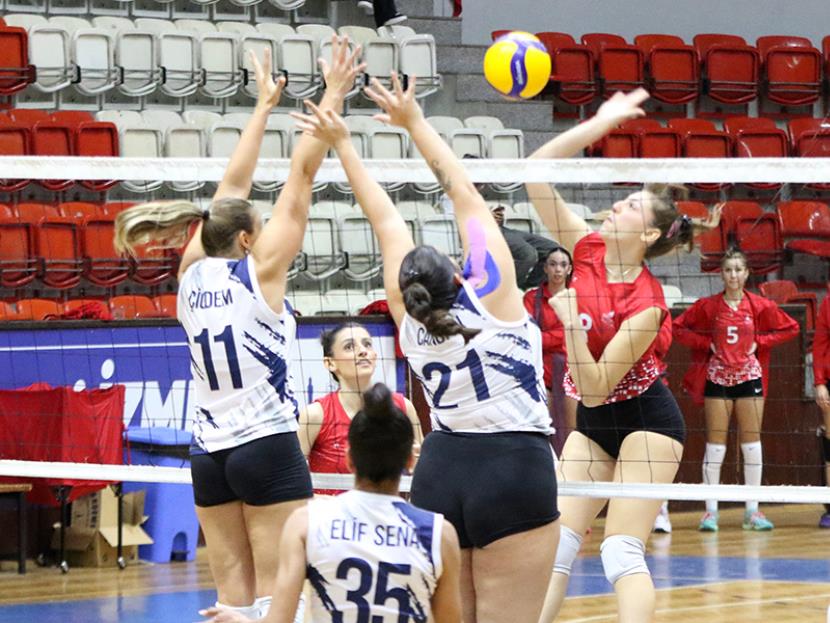 VENÜSSPOR: 3 – İZMİR BBSK: 0