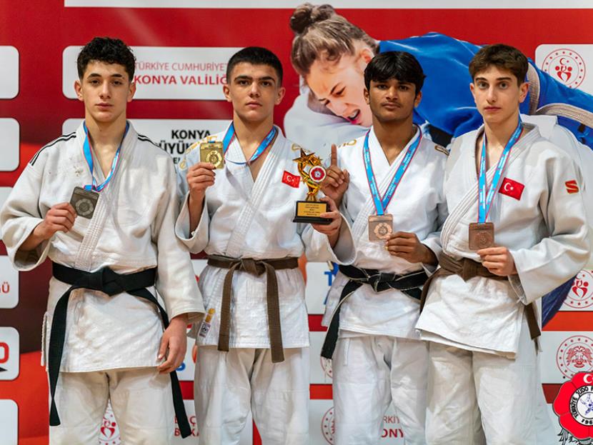 MAZLUM, TÜRKİYE İKİNCİSİ 