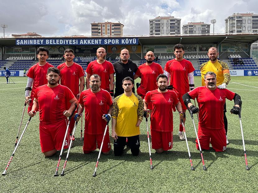 ŞAHİNBEY BELEDİYESİ: 5 - İZMİR BBSK: 1