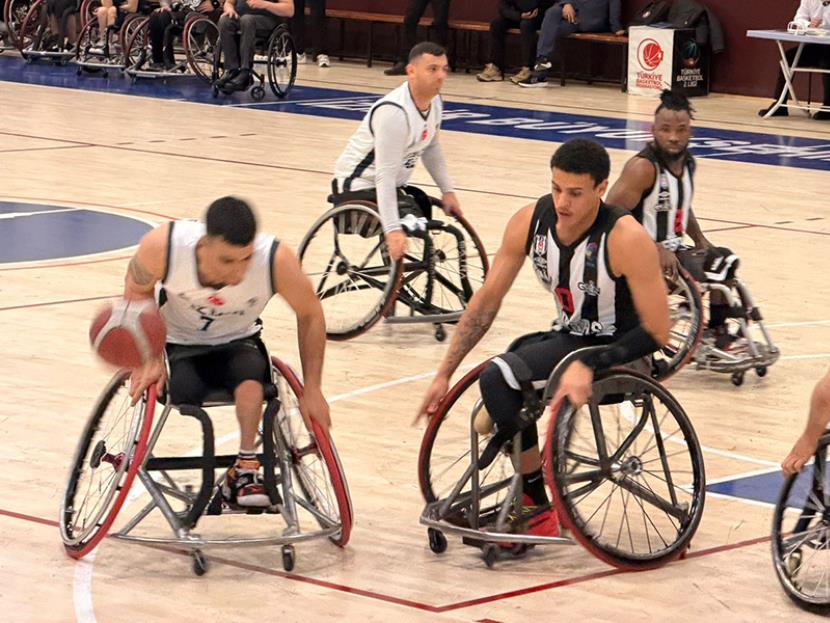 İZMİR BBSK: 74 – BEŞİKTAŞ: 91 