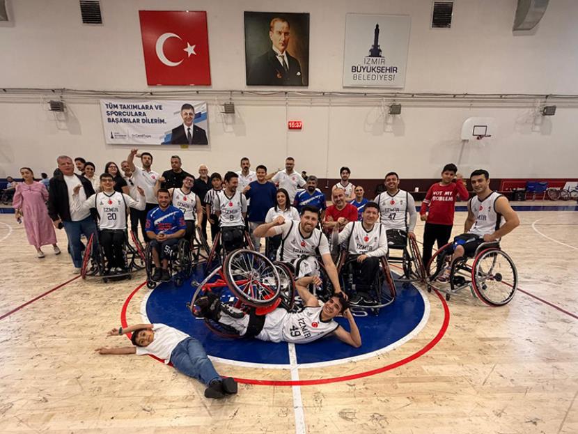 İZMİR BBSK: 92 - ANTALYA BBSK: 53