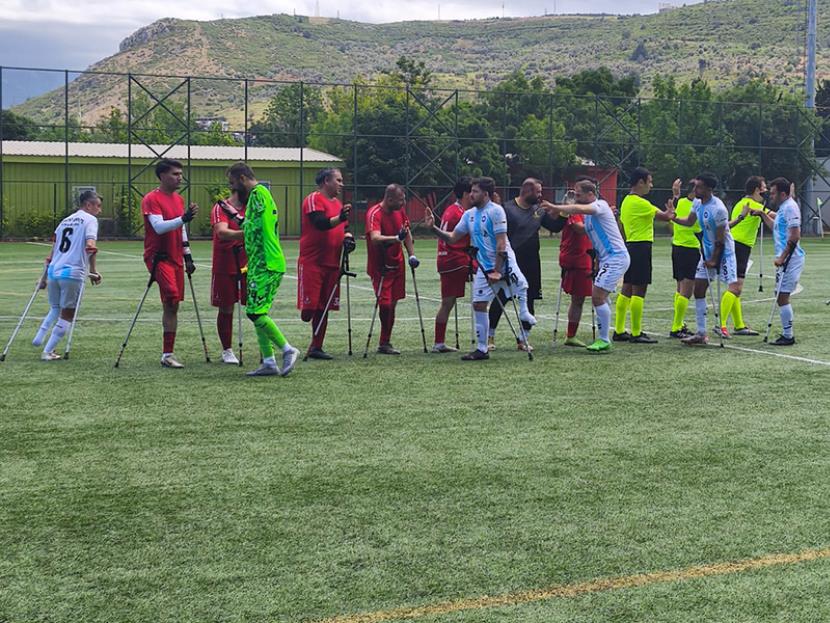 İZMİR BBSK: 1 - BAŞKENT AMPUTE: 13