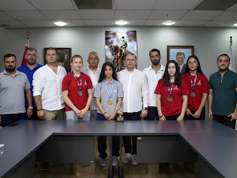 JUDOCULARIMIZDAN BAŞKAN ALPTEKİN’E ZİYARET 
